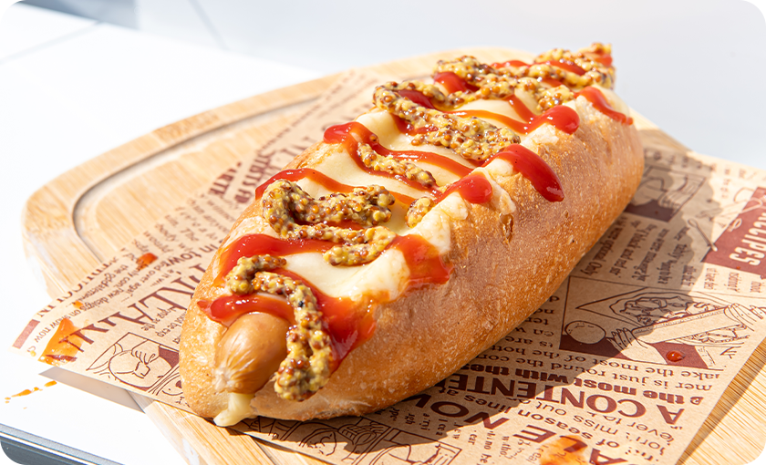 外はサクッ、中はふわっ!のソフトパンドッグ!