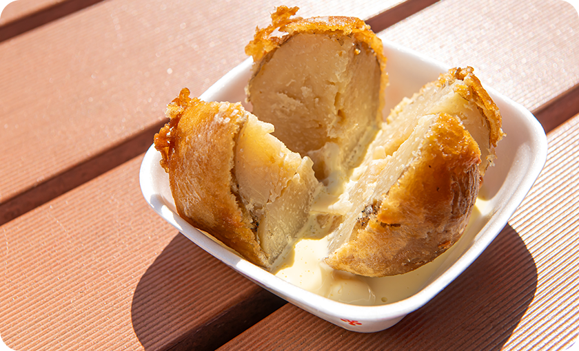 ホクホク揚げじゃがバターをご堪能あれ!